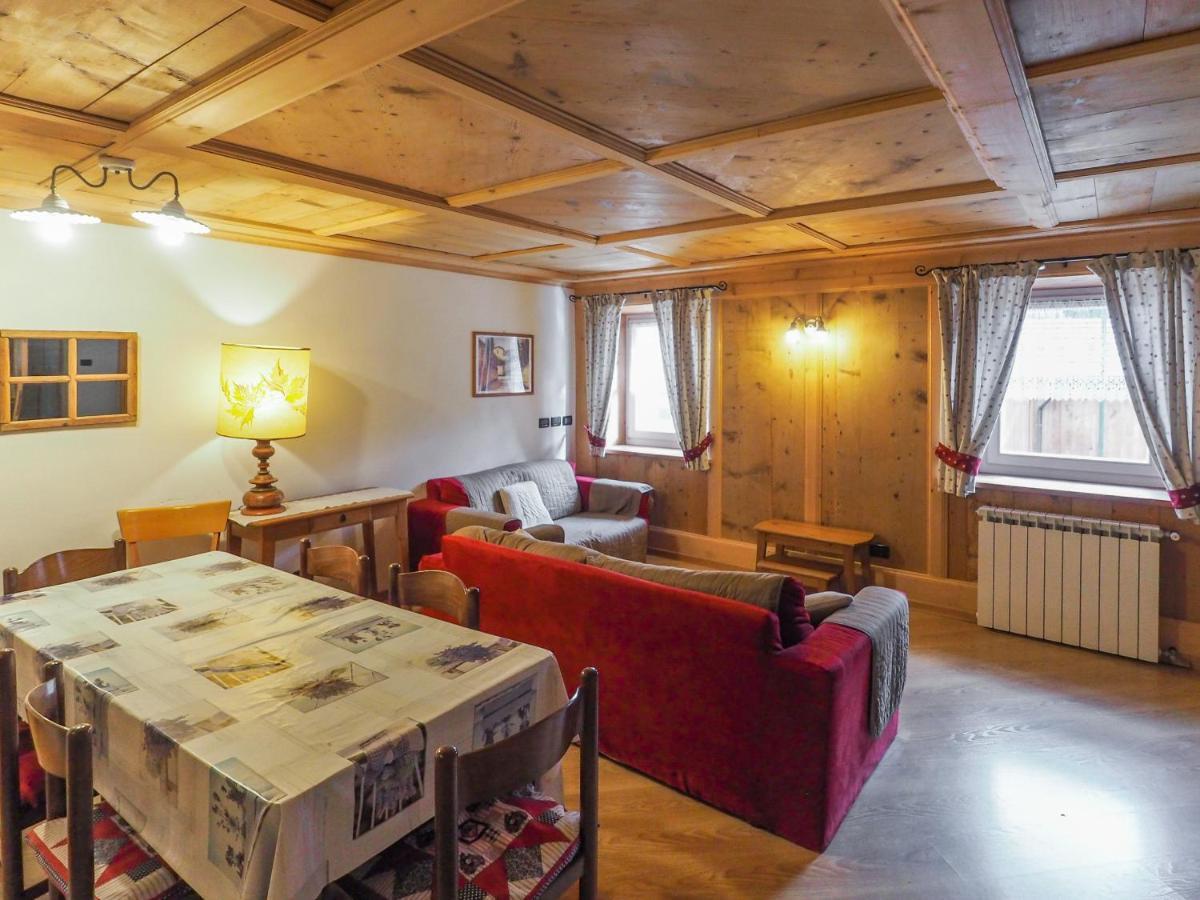 Ferienwohnung Casa Cristina Campitello di Fassa Exterior foto