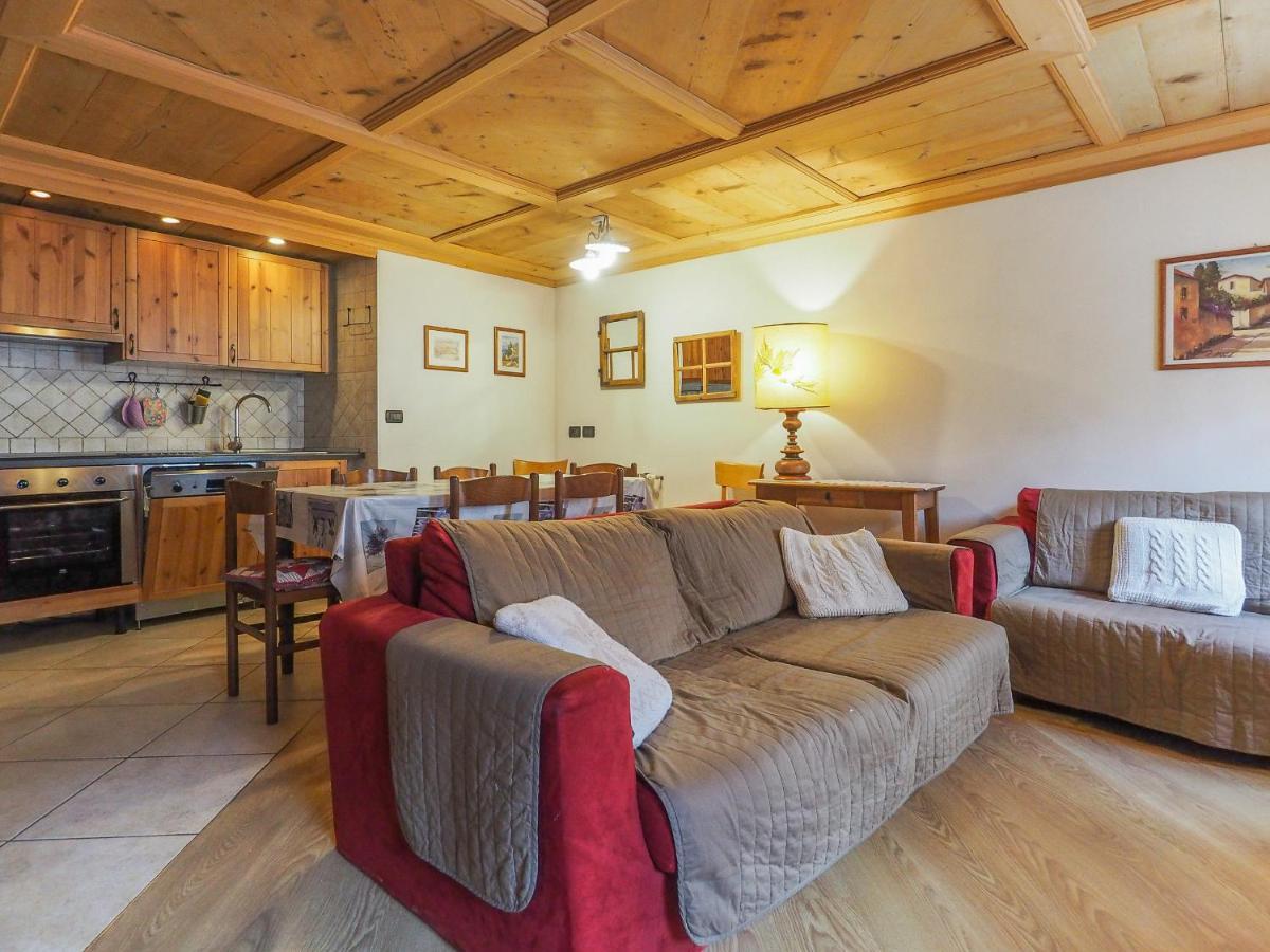 Ferienwohnung Casa Cristina Campitello di Fassa Exterior foto