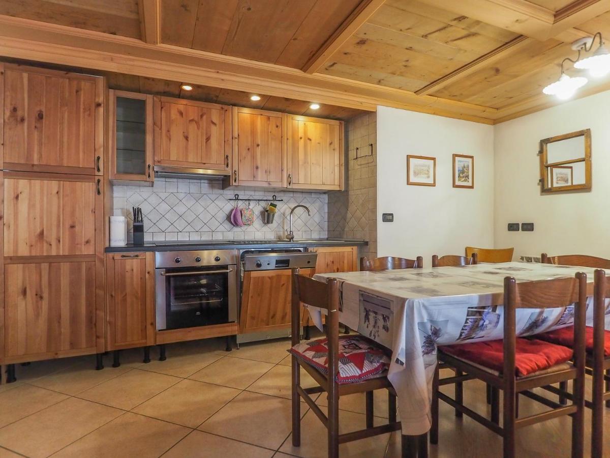 Ferienwohnung Casa Cristina Campitello di Fassa Exterior foto